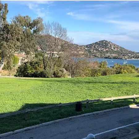 Daire Village Pierre Et Cap Esterel, Vue Et Esterel, Classe 3 Etoiles